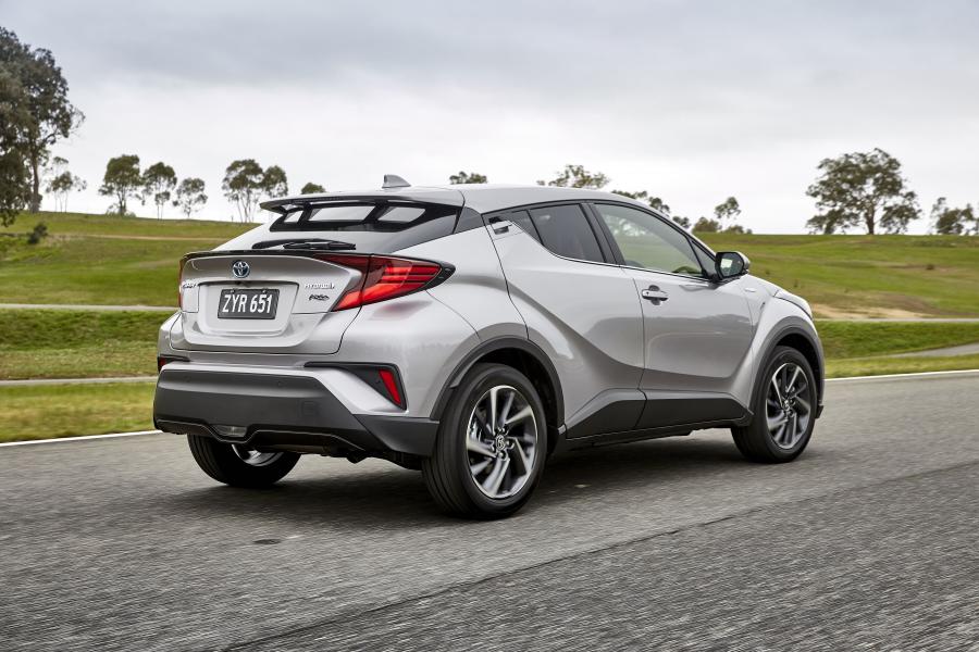  Toyota C-HR Koba Hybrid 2019 года  (AU) (фото 4 из 17)